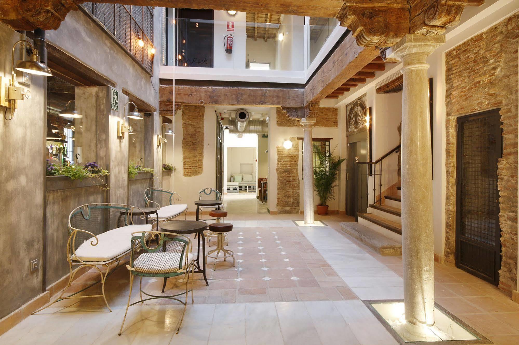 Lemon Rock Hostel Grenada Zewnętrze zdjęcie
