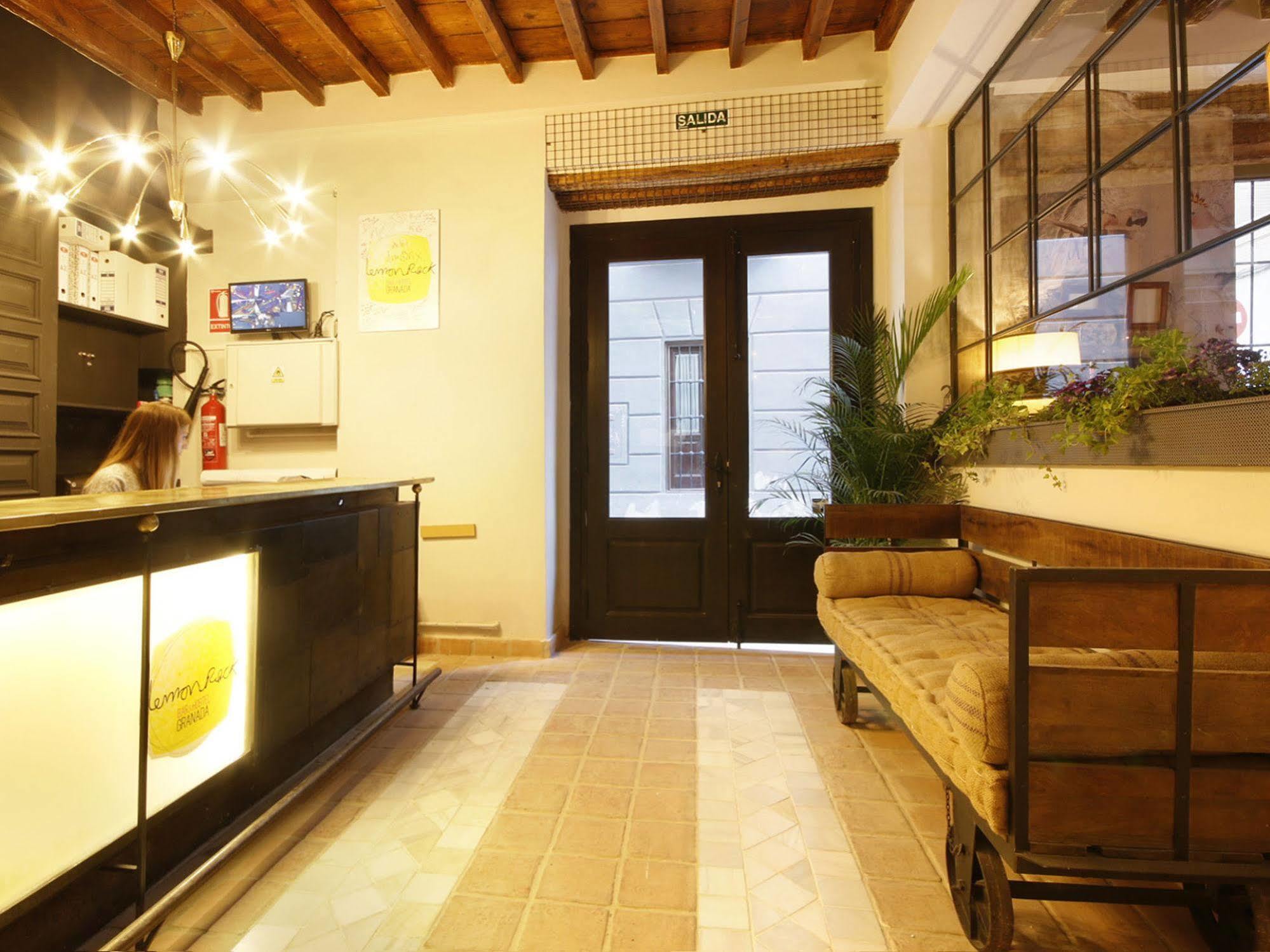 Lemon Rock Hostel Grenada Zewnętrze zdjęcie